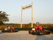 Kartbahn Brookmerland mit Kinder Spiele Center