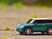 Sicheres und bequemes Autofahren mit Kindern
