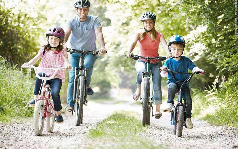 Wie lernen Kinder Fahrrad fahren
